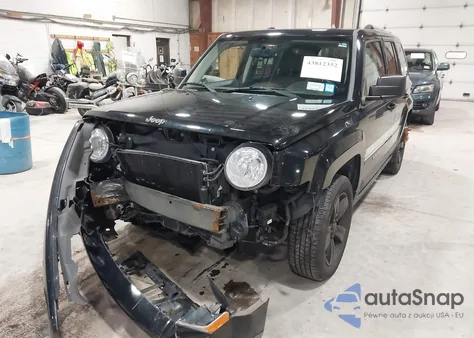 2016 Jeep Patriot High Altitude Edition z USA, uszkodzony, nr VIN 1C4NJPFA5GD774565